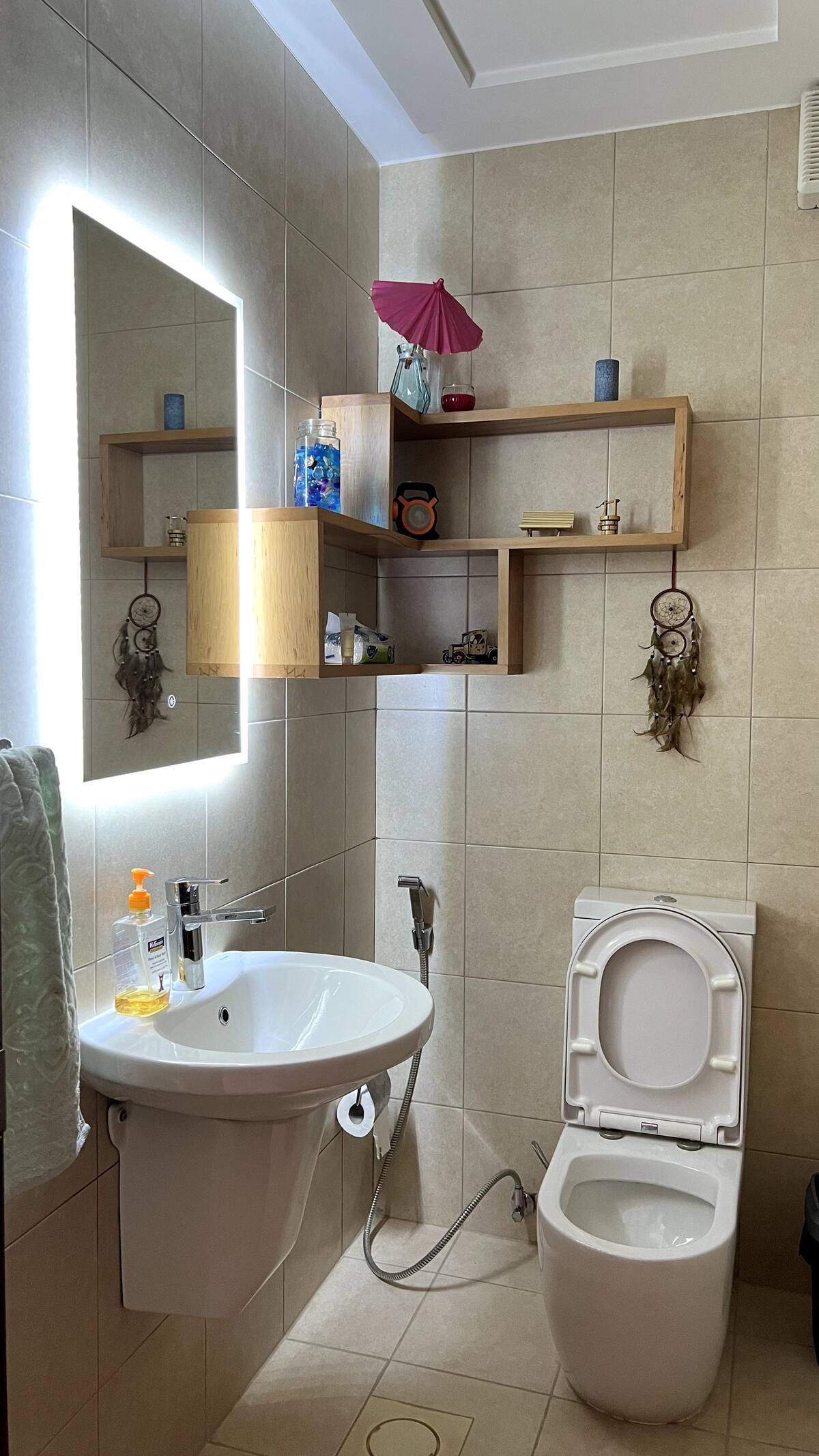 عيش تجربة الرفاهية في سويت الأحلام بالعقبة / مرسى زايد – قرية الراحة!